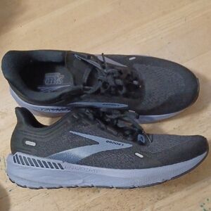 Brooks Launch GTS 9 Women's Lace-Up Running Sneakers Size 10